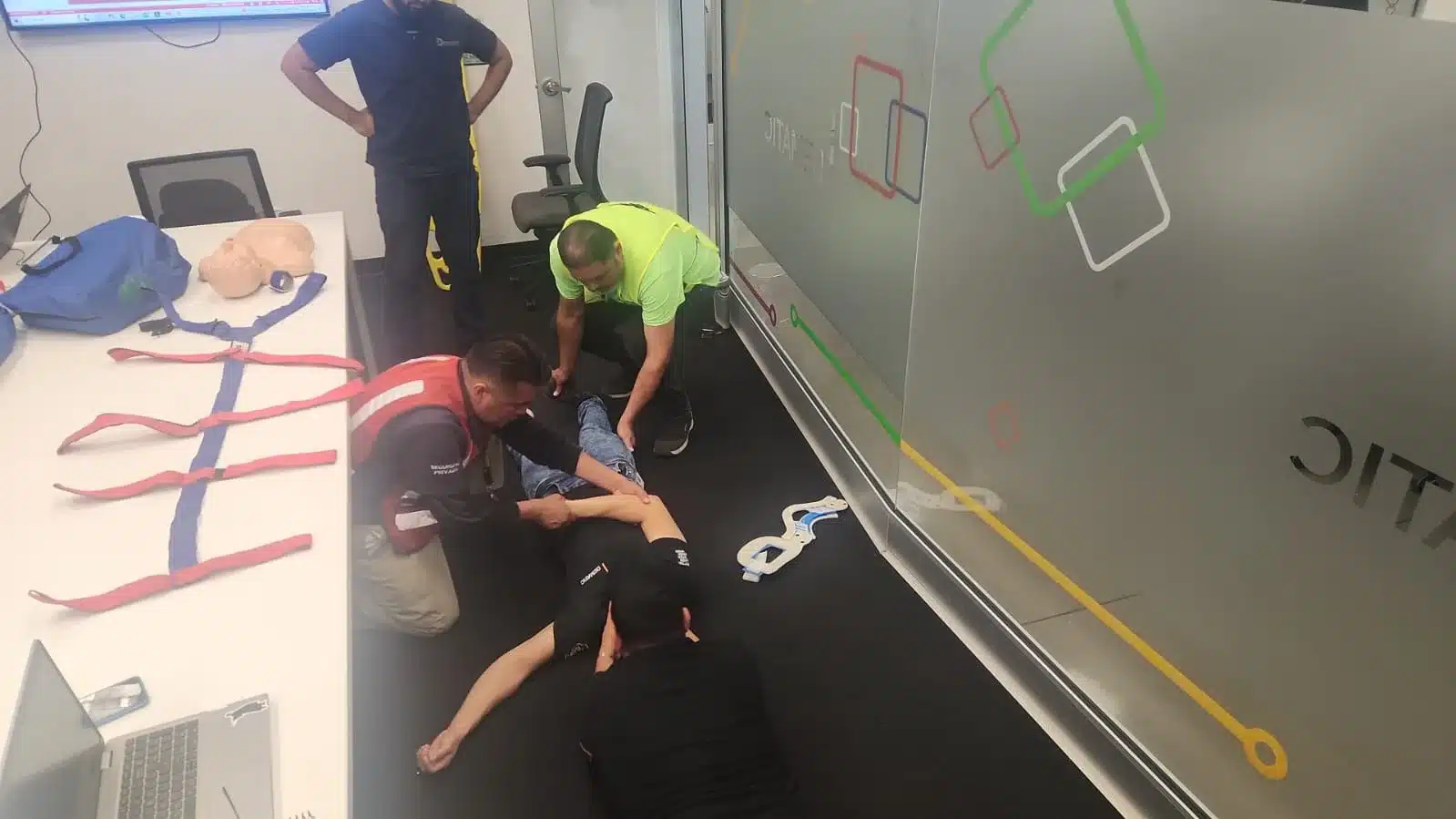 Identificar heridos en una brigada de emergencia